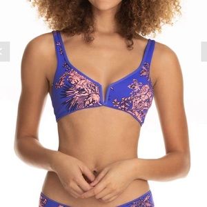MAAJI CAMPANULA BLUE VICTORY REVERSIBLE HALTER BIKINI